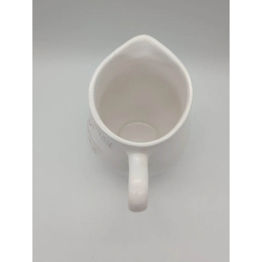 Kiss That Frog Clos Du Manior Pitcher Vase Eau De Source  Minimalist European